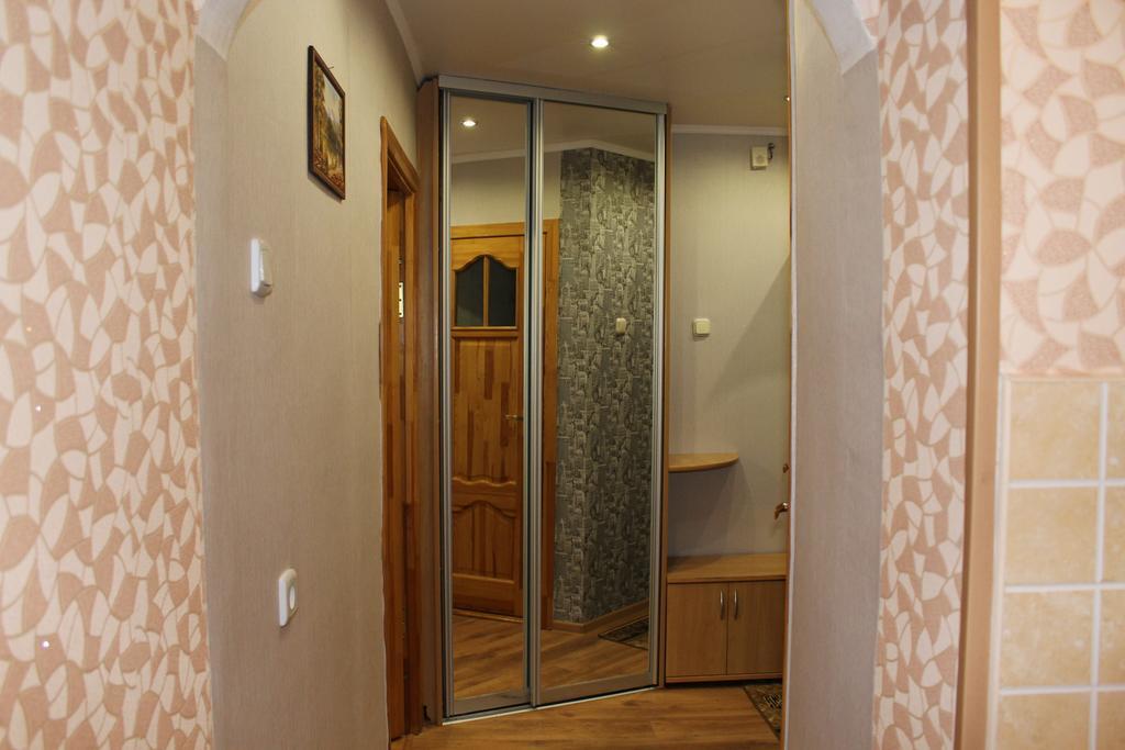 Apartment Na Kirova 131 เบรสต์ ภายนอก รูปภาพ